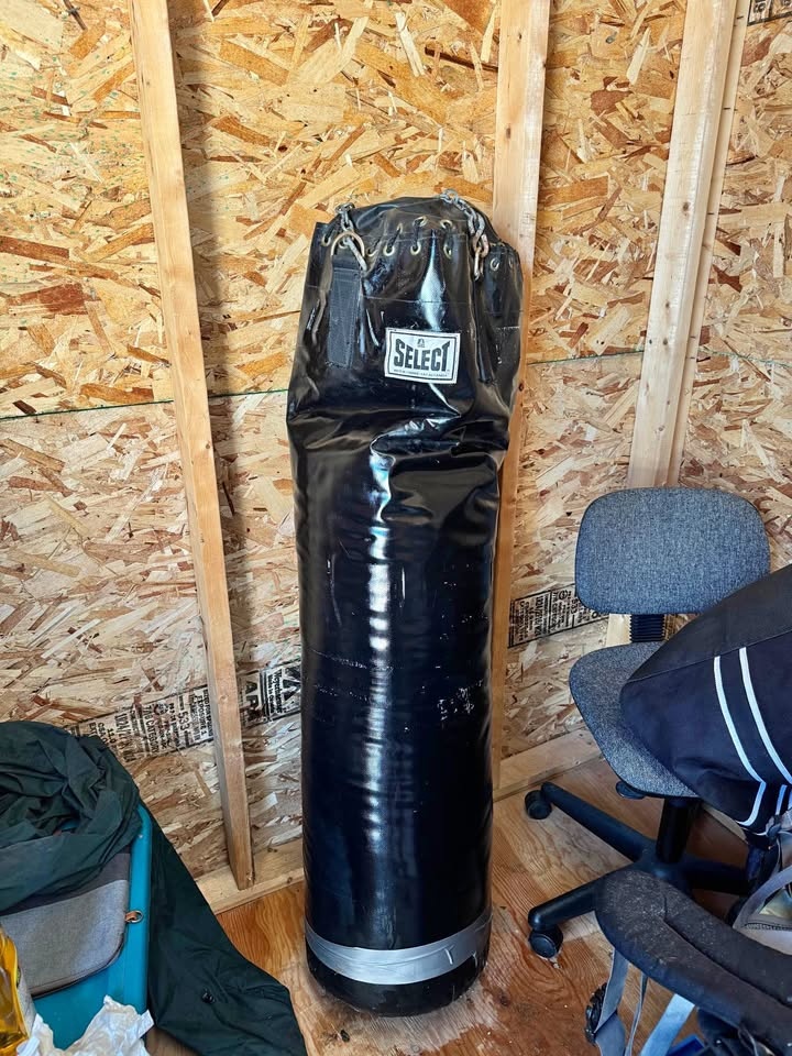 Select Sport Heavy Punching Bag 100 lb