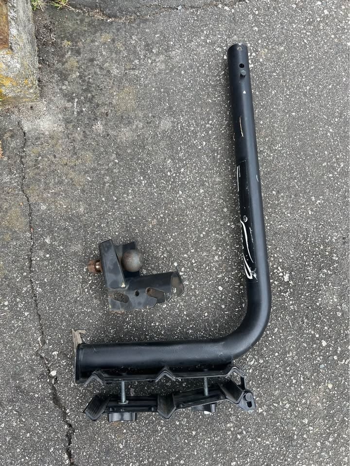 Swagman Bike Rack with 2” hitch Ball - photo 2