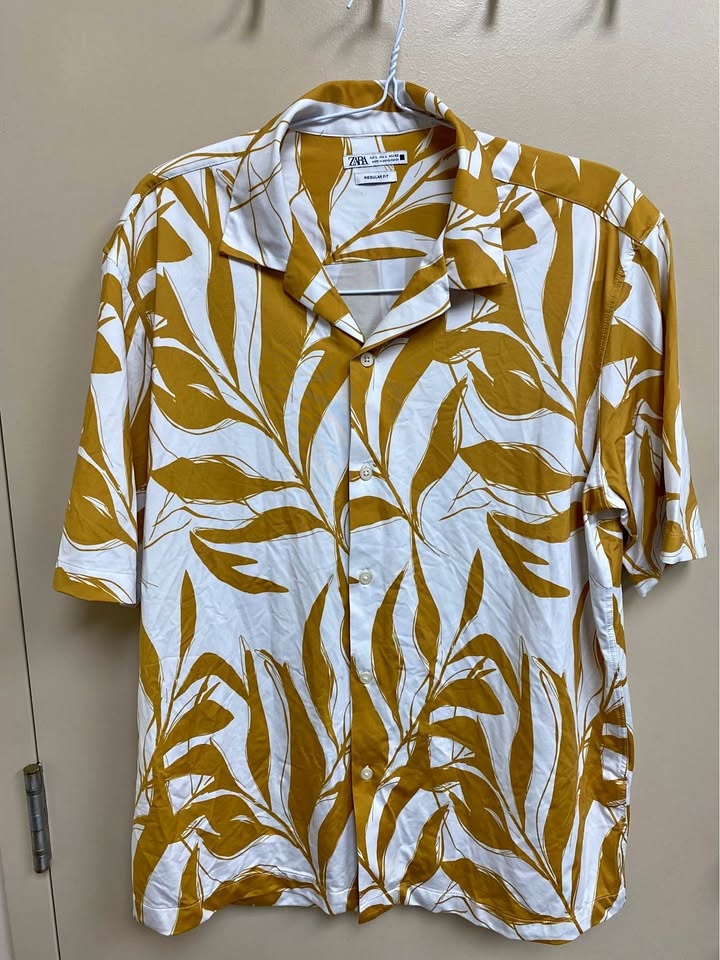 Zara Mustard Leaf Print Hawaiian Shirt Mens L