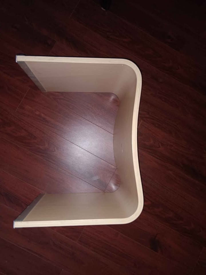Wooden Stool Curved Chair for Changing Shoes Laundry Chair - photo 3