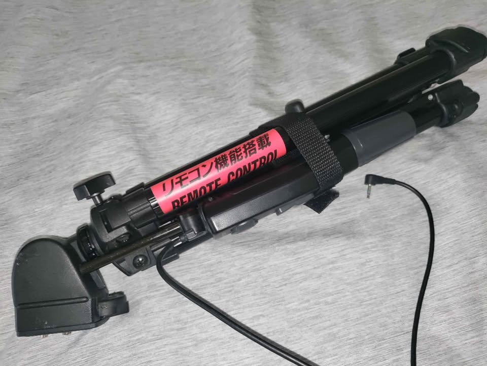 Sony VCT-550RM Camera Tripod with Remote - photo 3