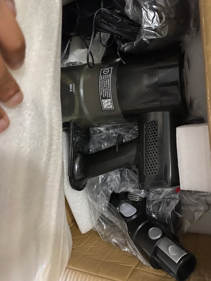 H28 Cordless Stick Vacuum Cleaner - Brand New - photo 4