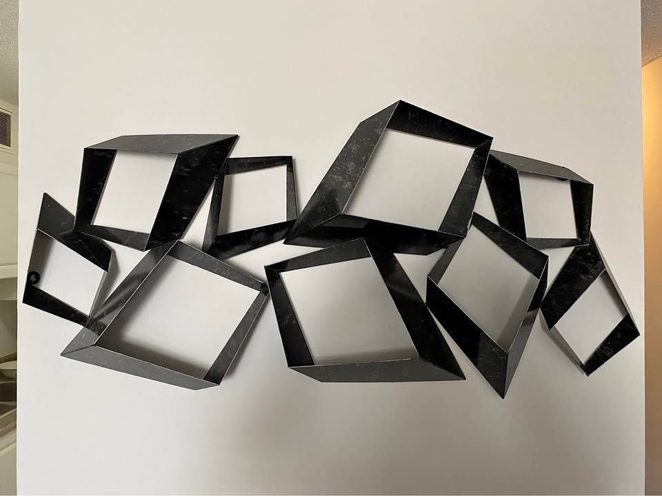 3D Geometric Metal Wall Decor - Black
