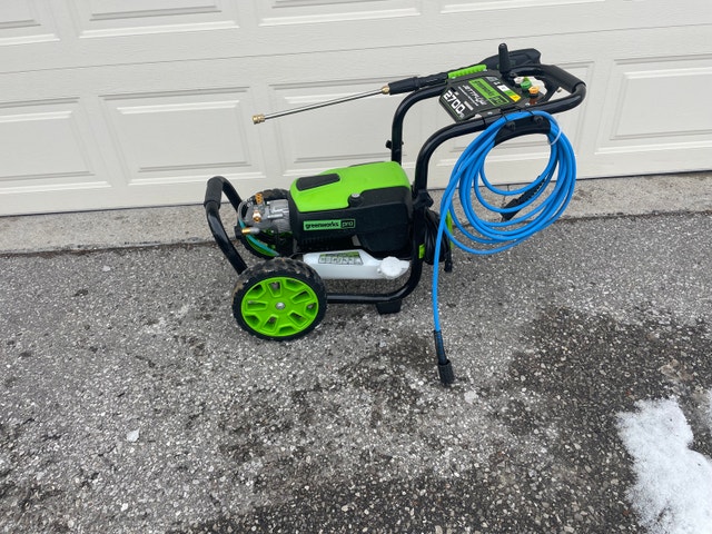 Pressure Washer Used 4 X’S - photo 2