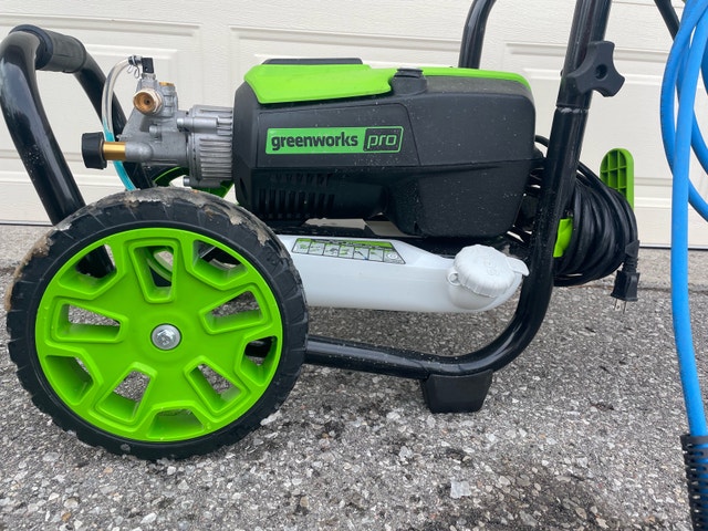Pressure Washer Used 4 X’S - photo 3