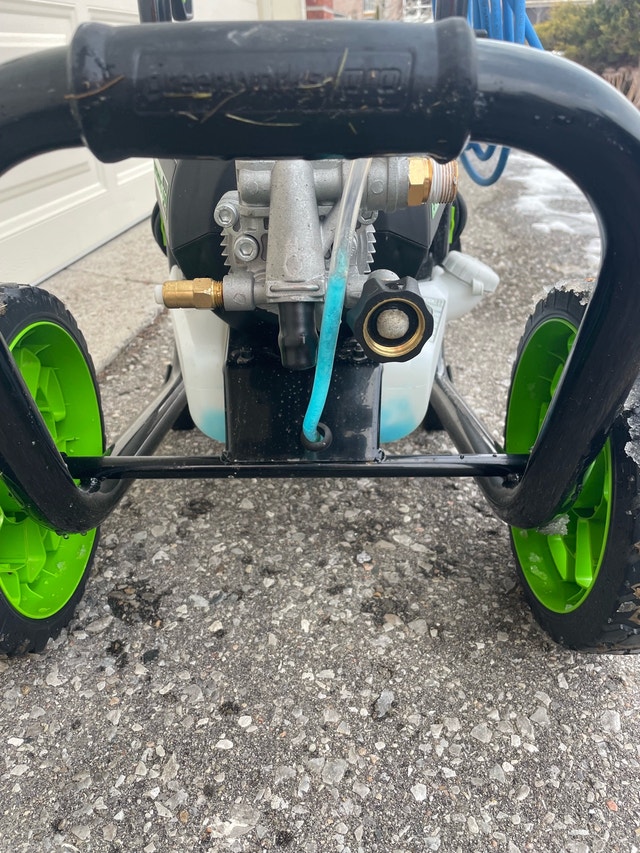 Pressure Washer Used 4 X’S - photo 5