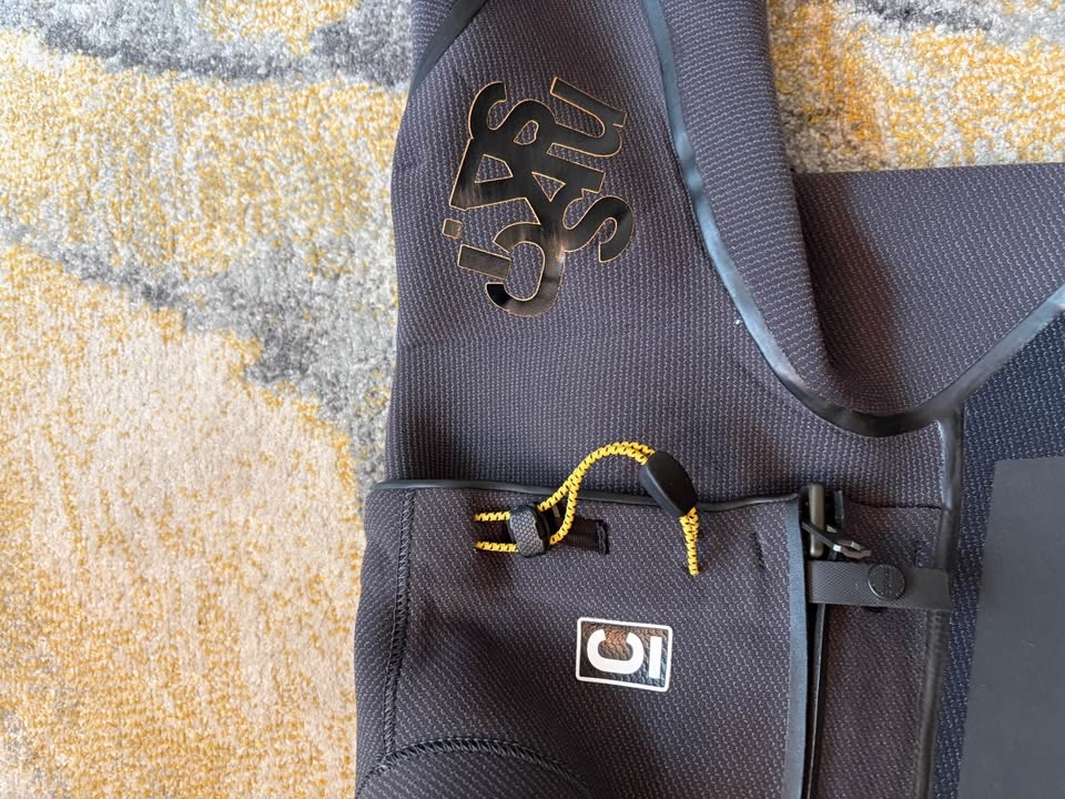 C Skins Nuwave Wired 4/5mm Men's Wetsuit Size SM - photo 2