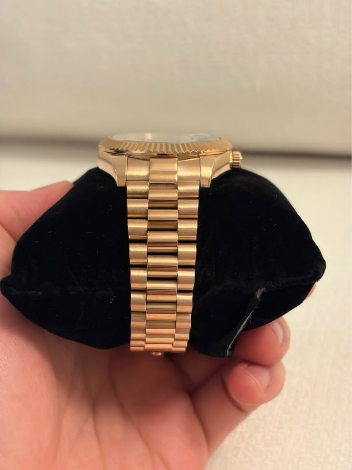 Seiko Day-Date Presidential Rose Gold Olive 39mm - photo 3