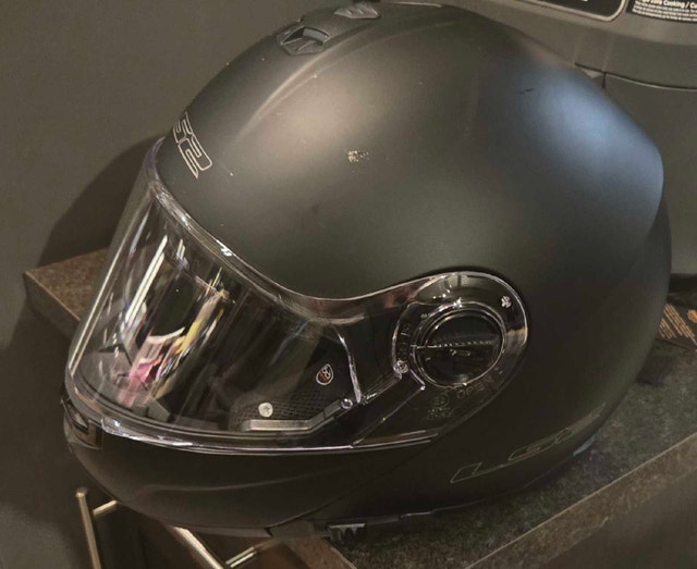 Women's Motorcycle Helmet - photo 2