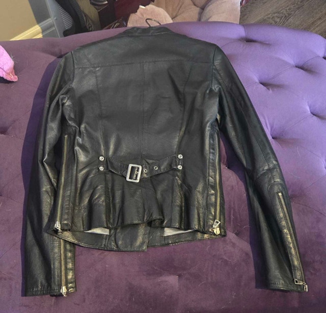 Danier Women Leather Jacket XXS - photo 2