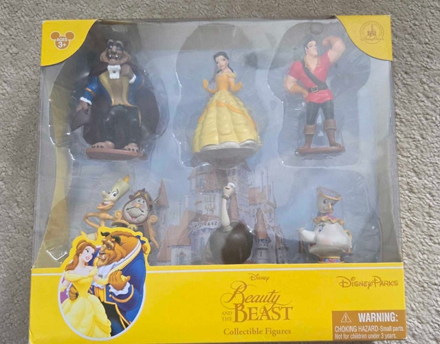 Disney Land Collectible Figures - photo 4