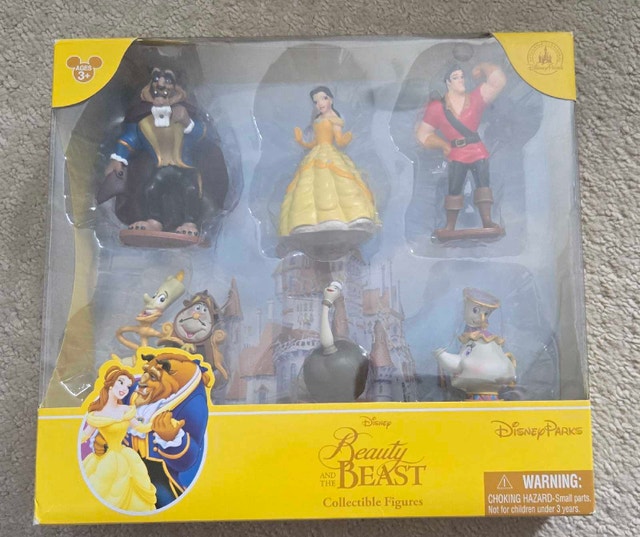 Disney Land Collectible Figures - photo 5
