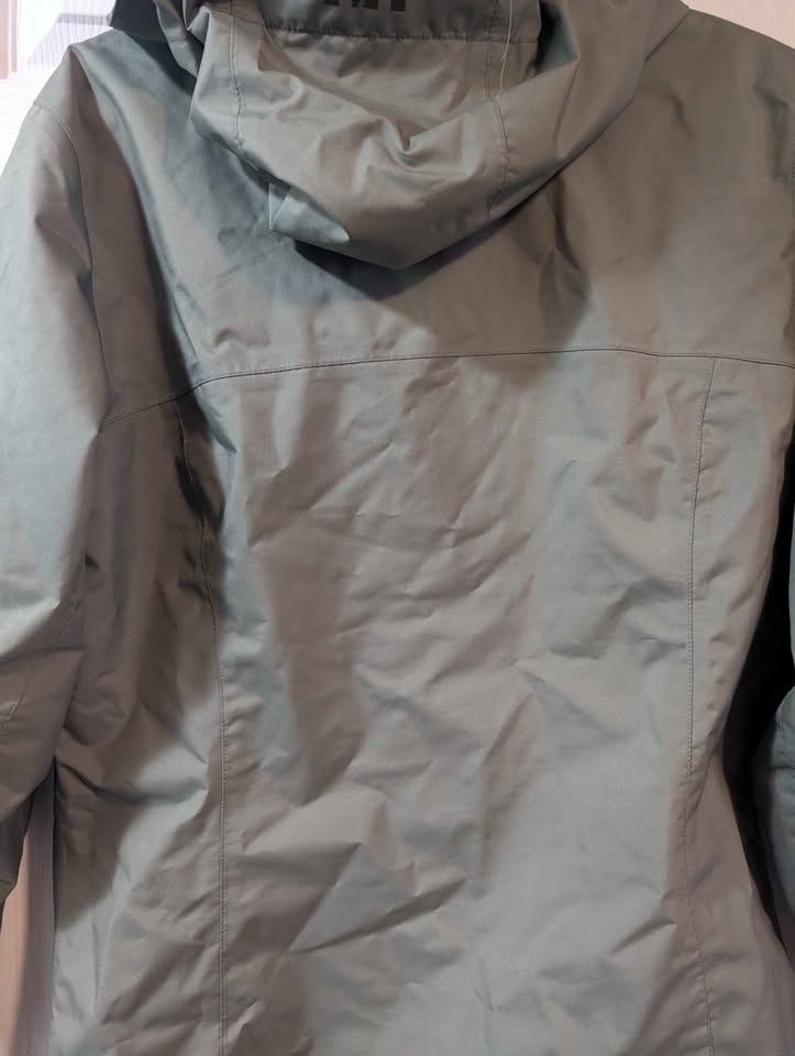 Womens large Helly Hansen Rain coat - photo 3