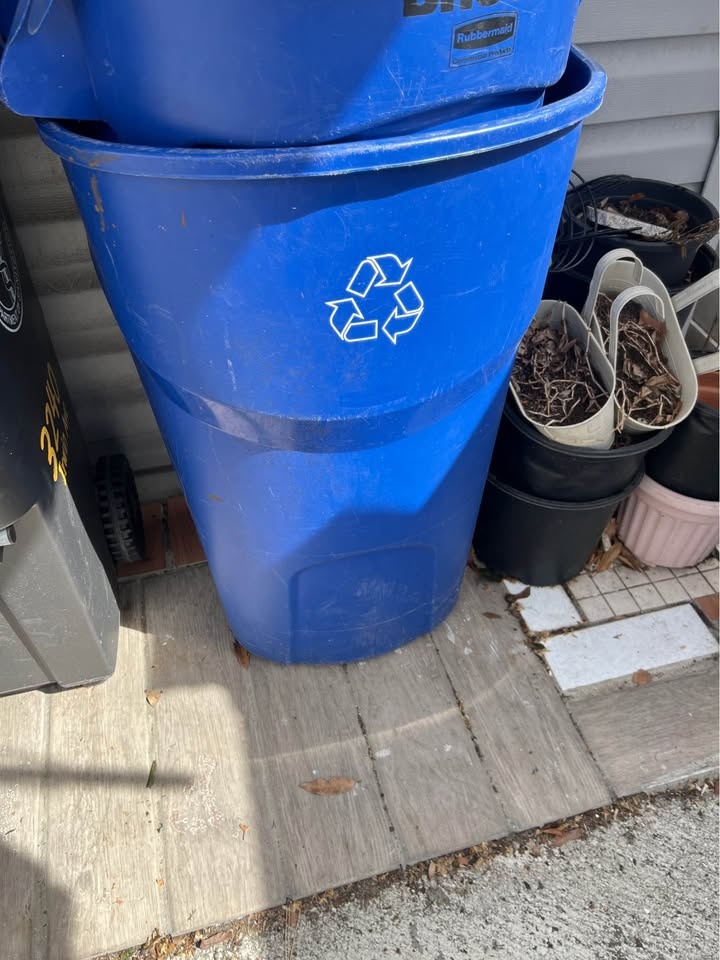 Garbage Can/Bin with Wheels, 50 GAL, Blue - photo 3