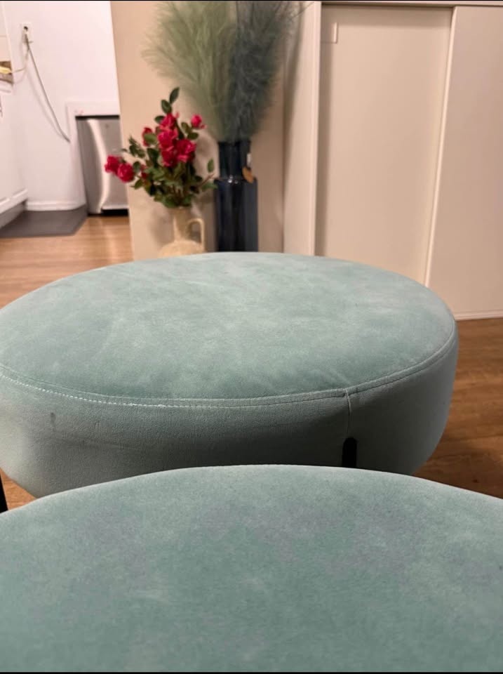 Velvet Round Stool - photo 4
