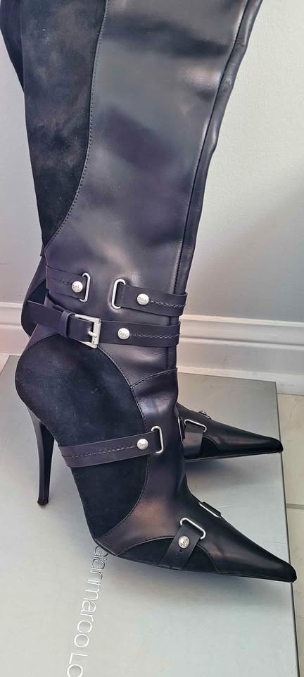 Gianmarco Lorenzo boots