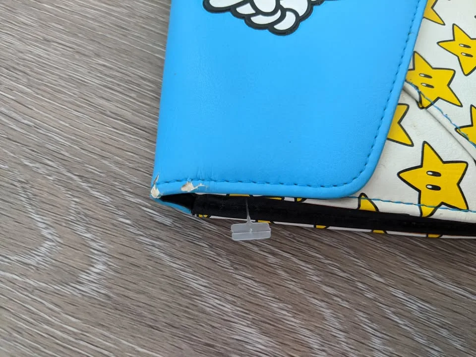 Super Mario Bros Nintendo Stars Wallet image indicator(3)