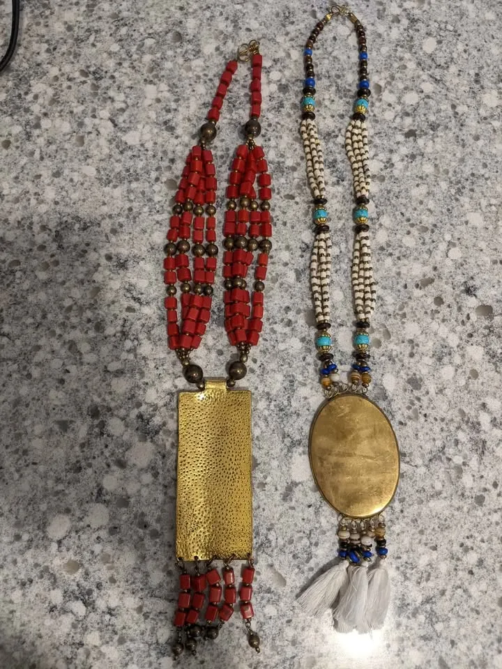 🐘 Elephant Beaded Necklaces - Pick up in Edmonton image indicator(10)