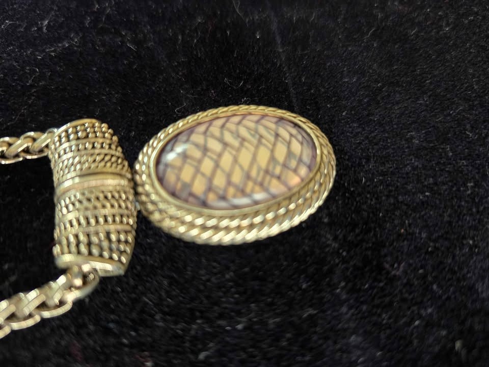 Necklace Glass Etched Pendant Silvertone, 18in thick woven chain - photo 4