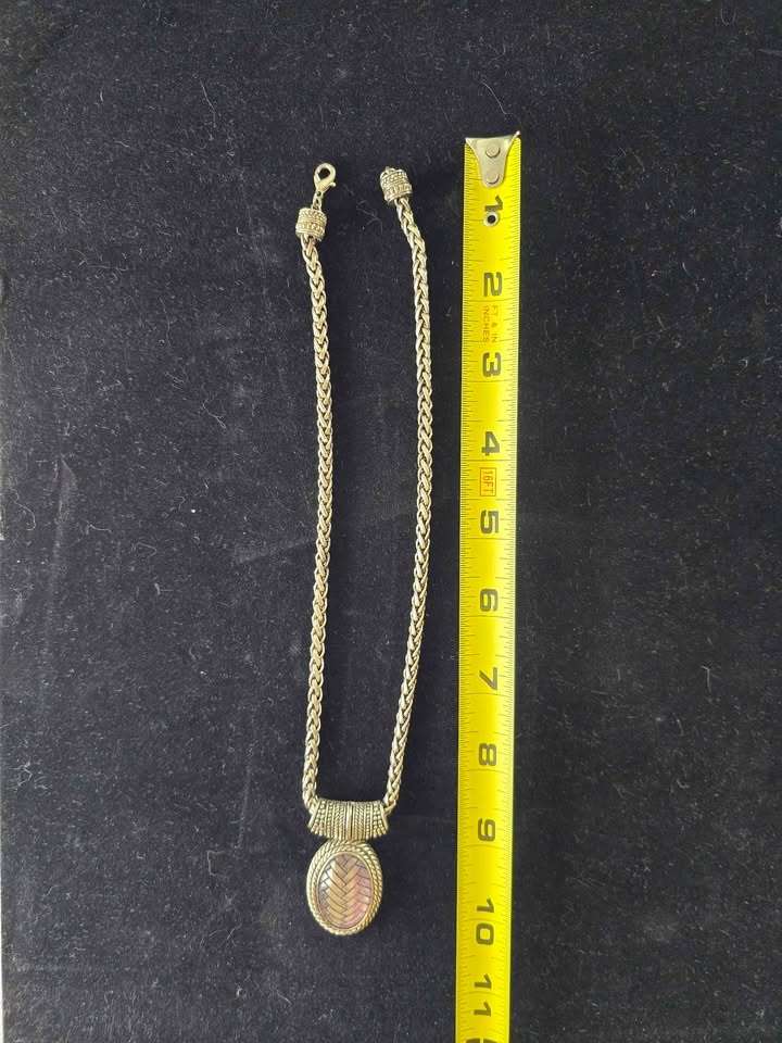 Necklace Glass Etched Pendant Silvertone, 18in thick woven chain - photo 5
