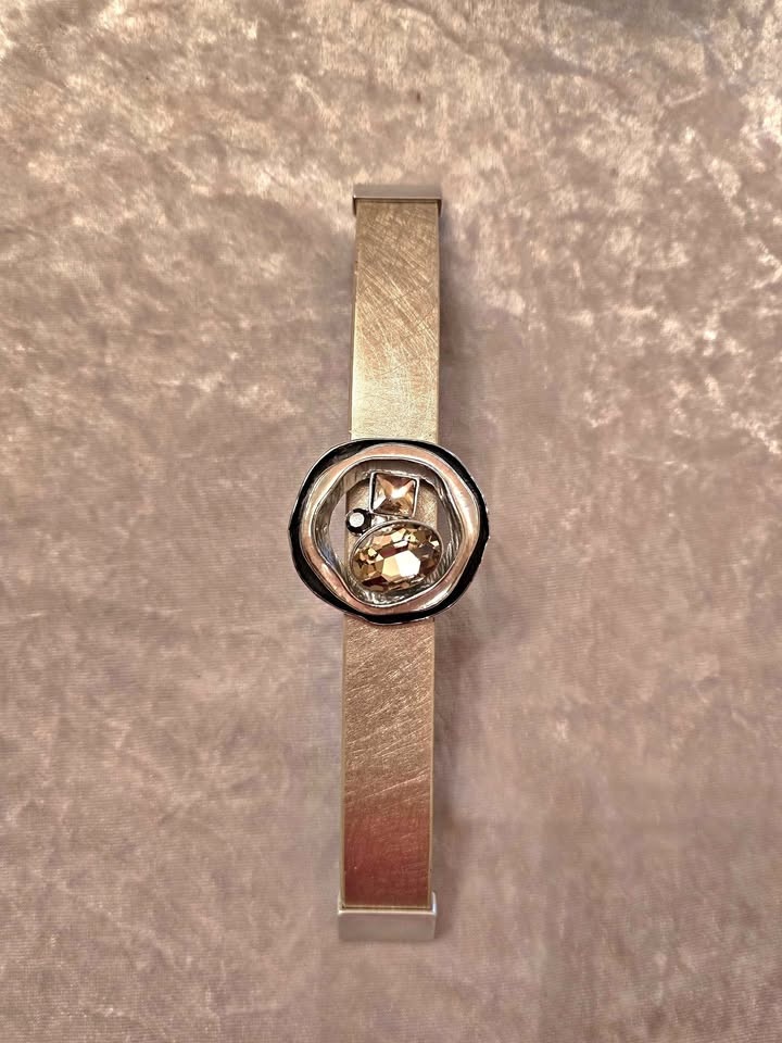 Magnetic Clasp Bracelet with Crystals