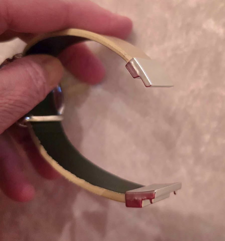 Magnetic Clasp Bracelet with Crystals - photo 4