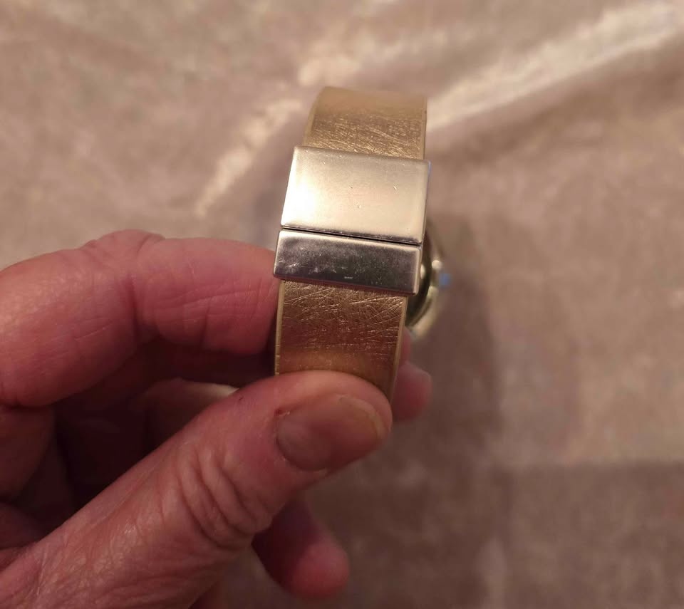 Magnetic Clasp Bracelet with Crystals - photo 5