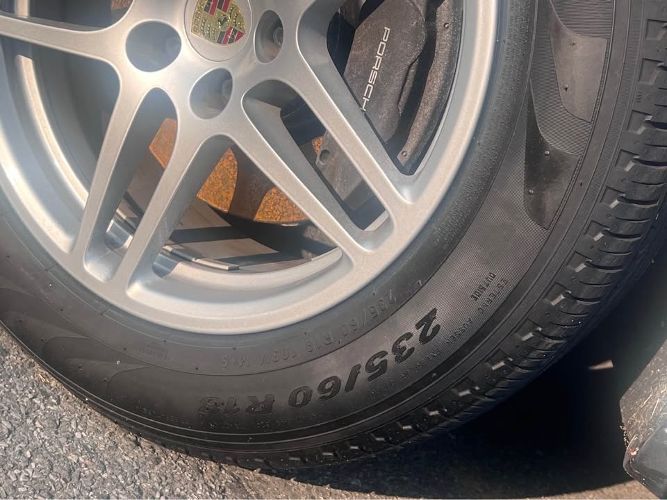 Porsche Macan 18" Tires & Wheels Set (2015-2024) - photo 4