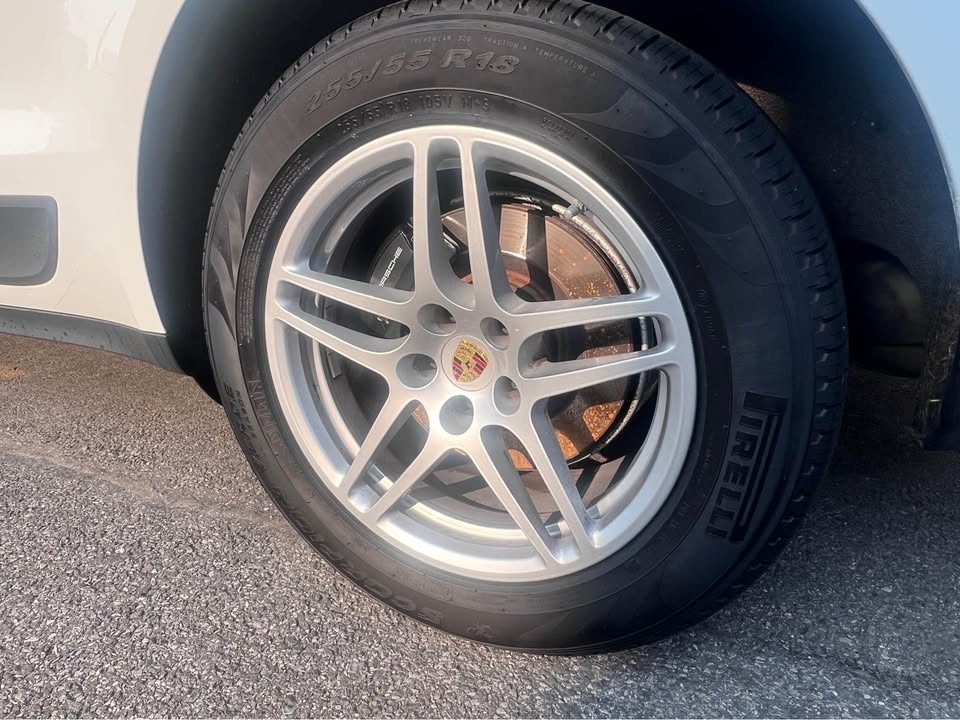 Porsche Macan 18" Tires & Wheels Set (2015-2024) - photo 5