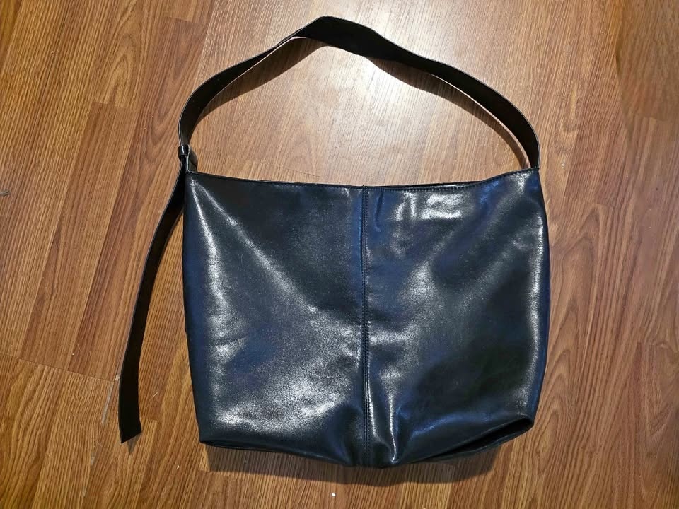 Zara Black Leather Y2K Style Shoulder Bag