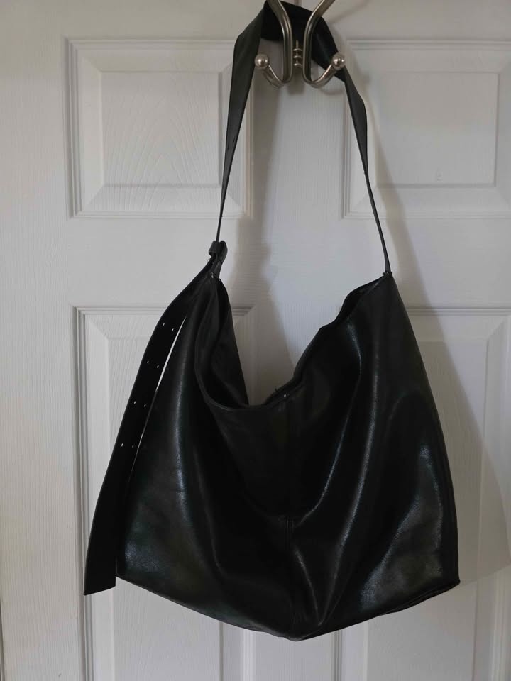 Zara Black Leather Y2K Style Shoulder Bag - photo 2