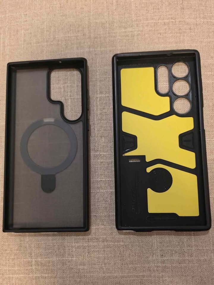 Samsung Galaxy S23 Ultra - 512gb with 2 Cases - photo 4