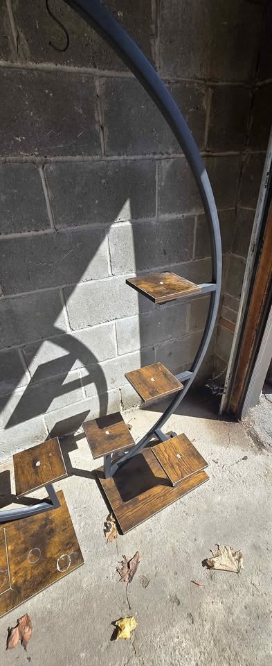 Moving out sale! Indoor plant stand decoration $30 each - photo 5
