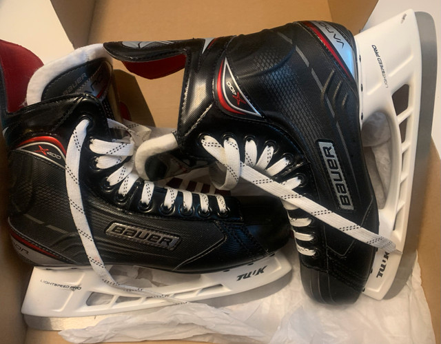 Bauer Vapor X400 size 7