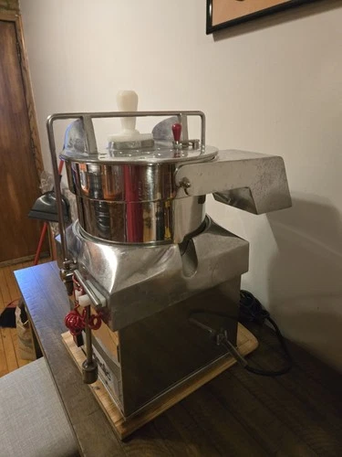 Automatic Commercial Juice Extractor - photo 2