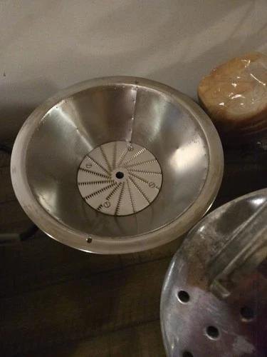 Automatic Commercial Juice Extractor - photo 5