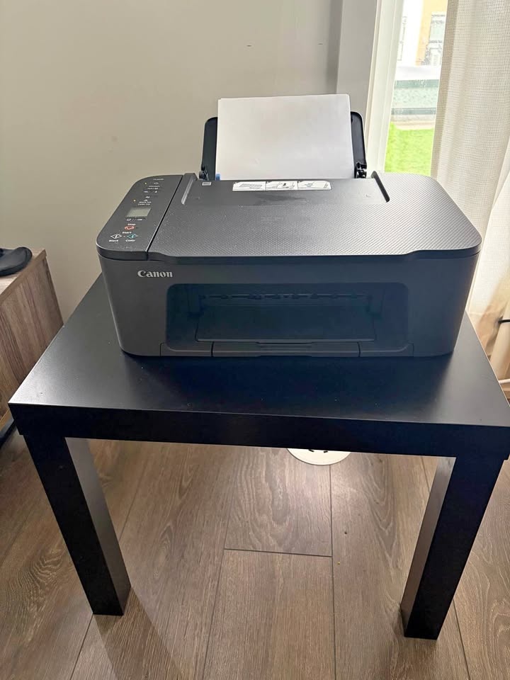 Canon Pixma Printer with Table