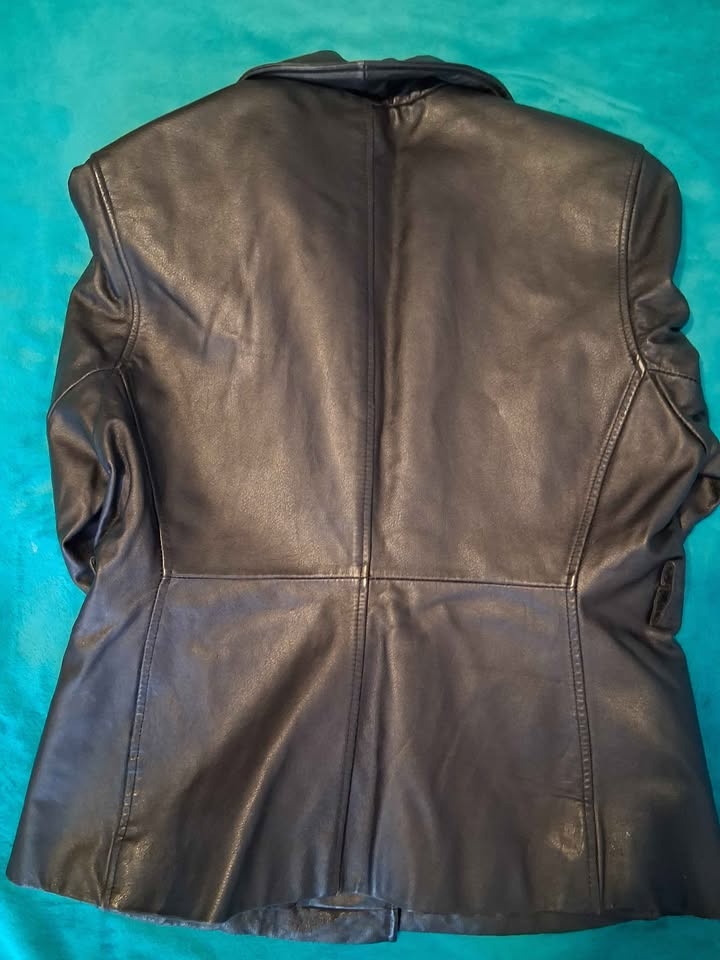 WOMANS LEATHER JACKET - photo 2