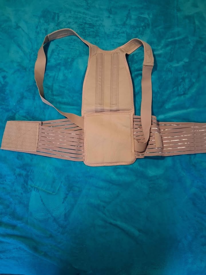 Posture Control Back Brace - Size Medium - photo 3