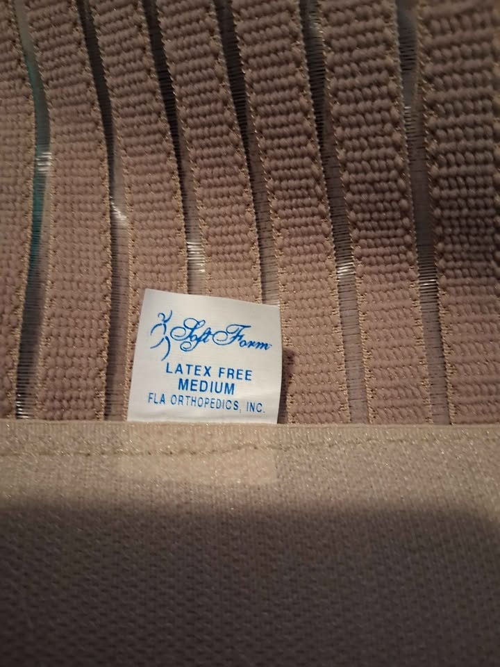 Posture Control Back Brace - Size Medium - photo 4