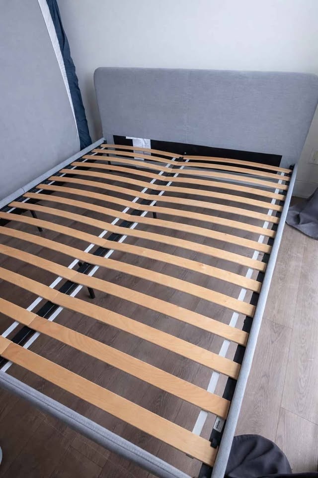 IKEA SLÄTTUM Queen Upholstered Bed Frame - photo 2