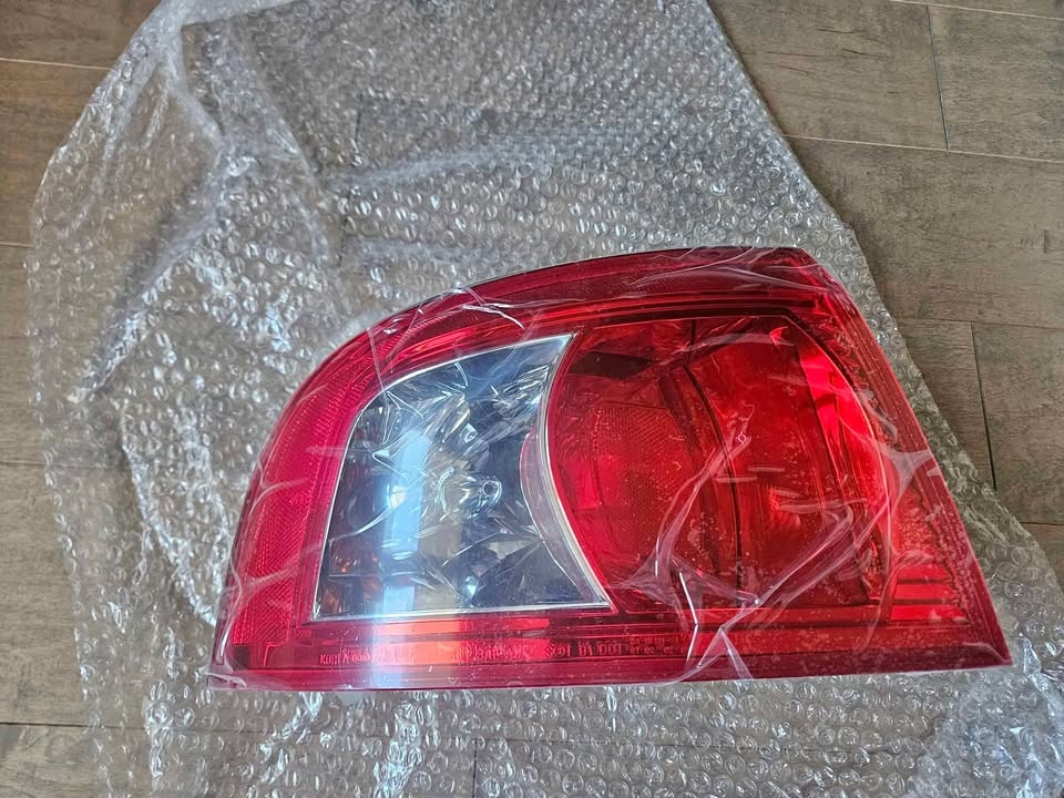 KIA Magentis (Optima) Left Taillight - 2006 Model
