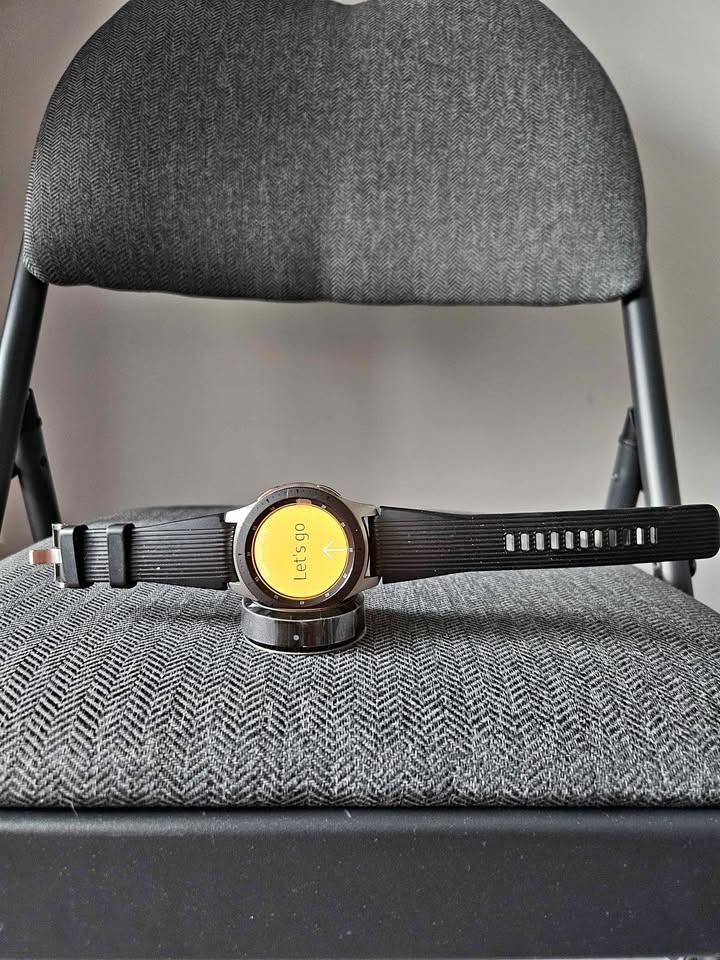 Samsung Galaxy Watch - SM-R800
