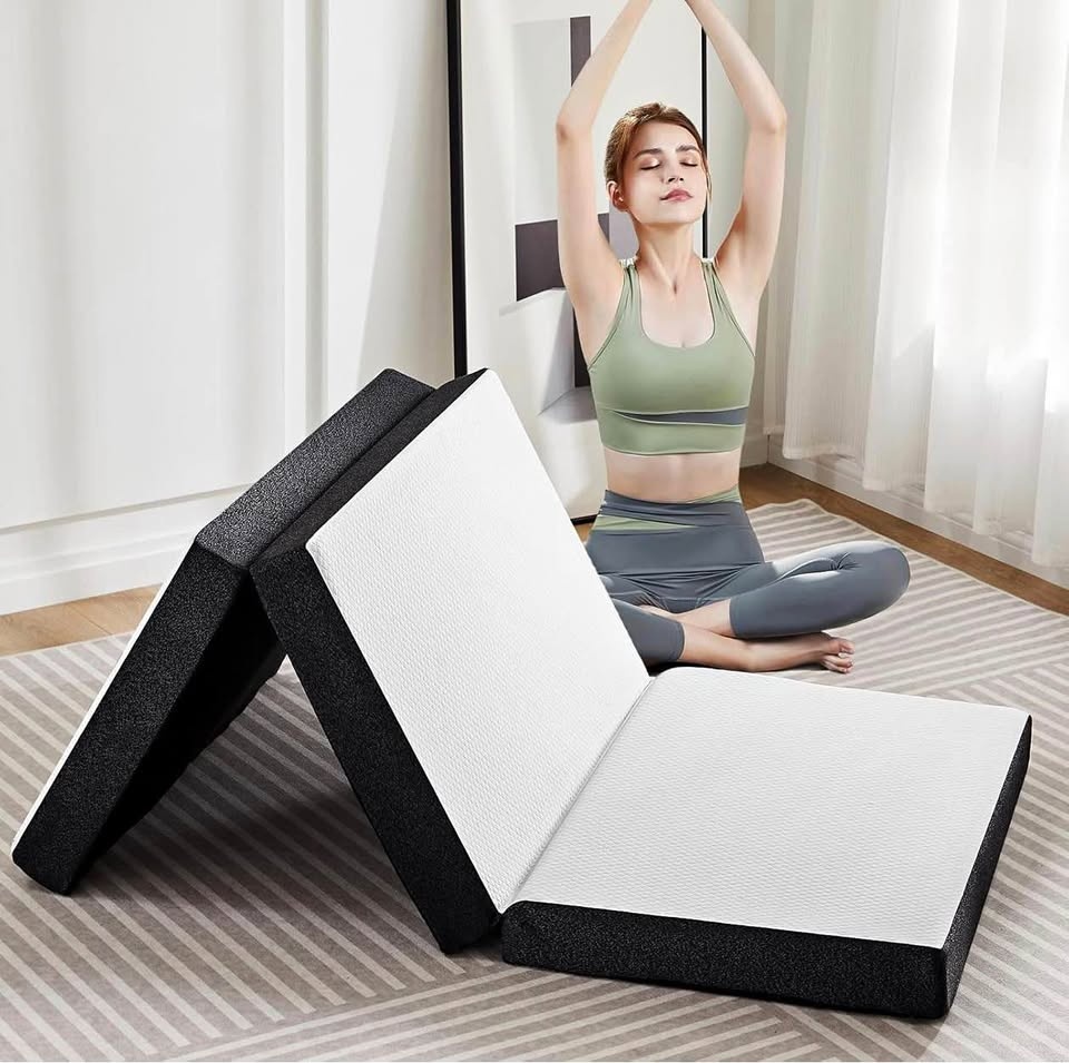 (New) Tri-Fold 4” Memory Foam Mattress (Full Size)