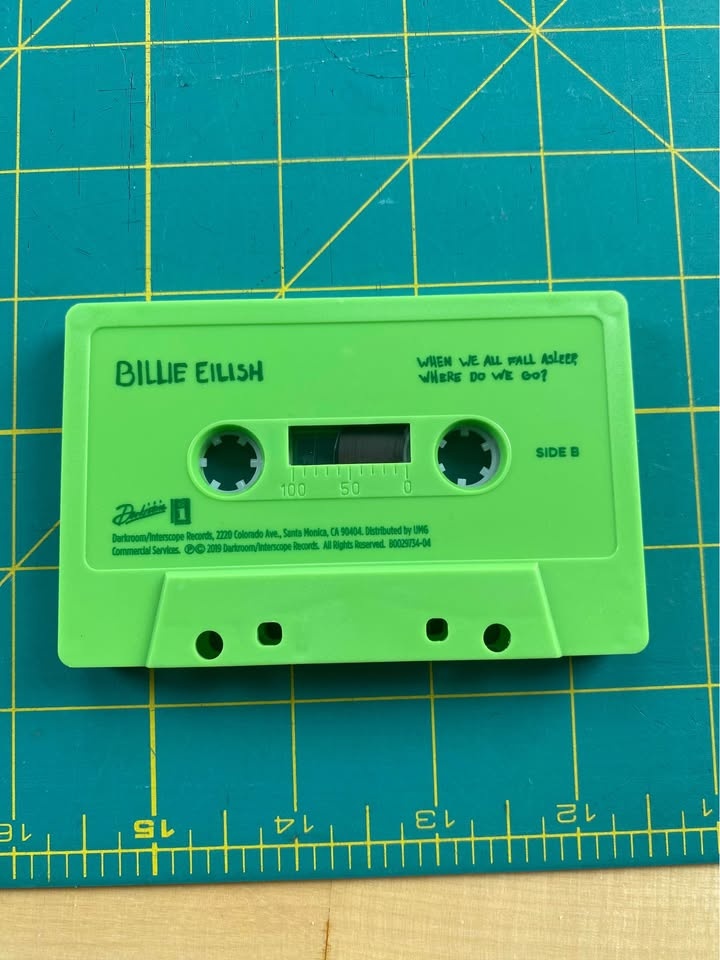 Billie Eilish "When we all fall asleep, where do we go?" Cassett - photo 4