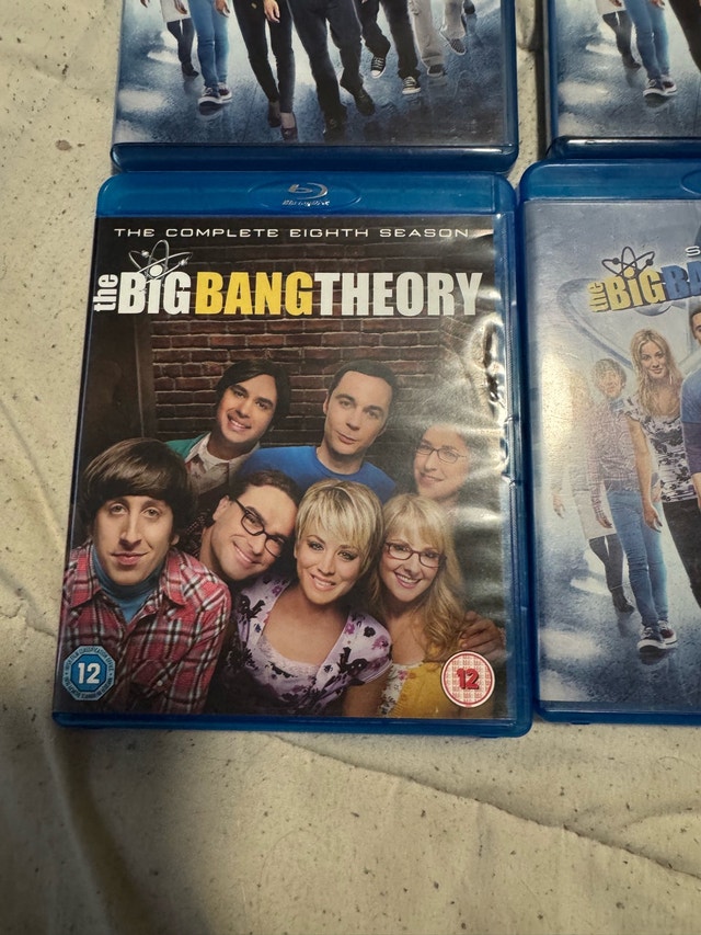 The Big Bang Theory Blu-Ray DVD Seasons 4-10 - photo 3