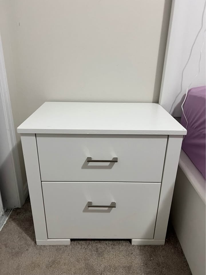 White Queen Bed Frame w/ Storage + 2 Nightstands - photo 3