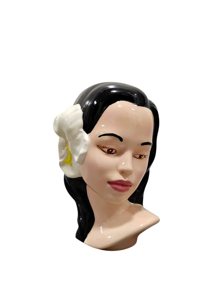 Vintage 1979 Hawaiian Girl Ceramic Head Busy Sculpture
