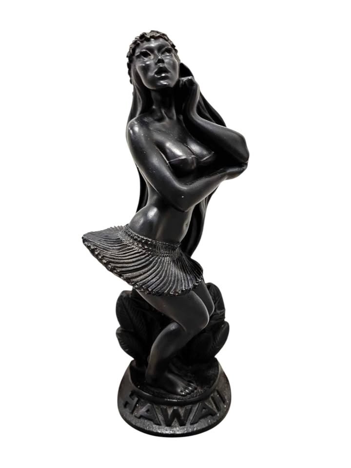Vintage 1975 Hula Girl Lava Rock Statue
