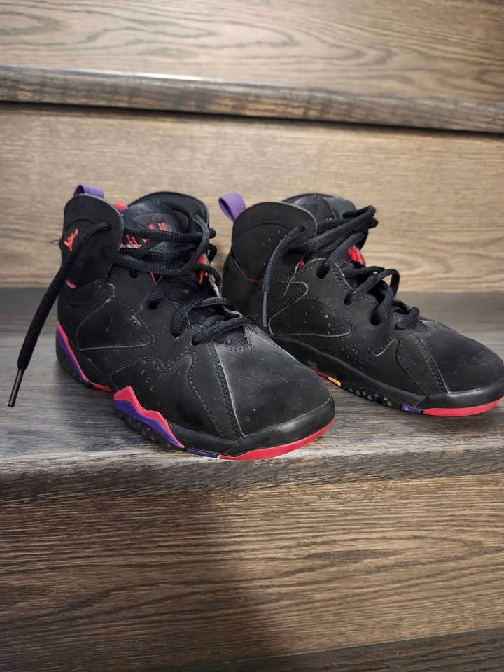 Jordan Retro 7 Raptors - Kids Size 13C - photo 3